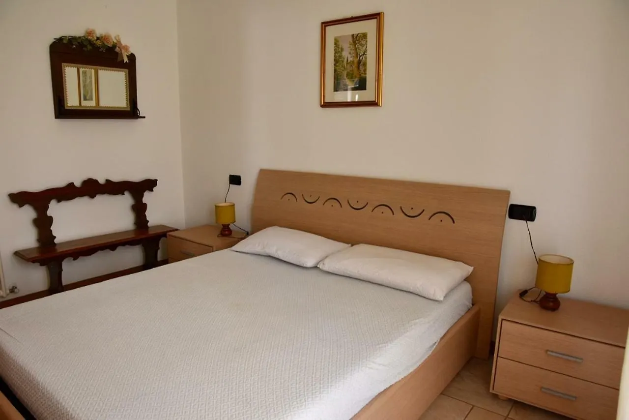 Baitin Finferlo Apartment Premadio Italy